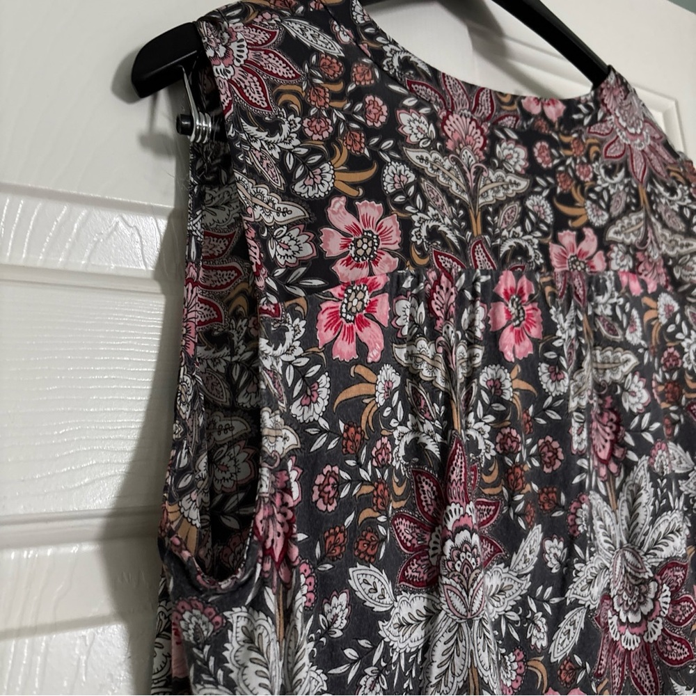 LOFT Floral Sleeveless Blouse size Large - Picture 5 of 8